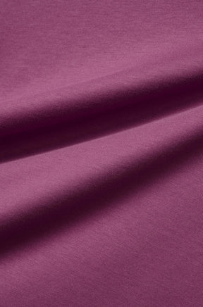 T-Shirt mauve violet avec jersey fin, plis souples et texture de surface lisse pour homme par Psycho Bunny, en gros plan