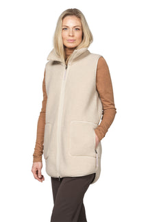 Veste crème, vue de face sur mannequin pour femme par Ilse Jacobsen