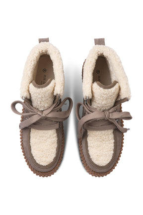 Bottes taupe, vue produit pour femme par Ilse Jacobsen