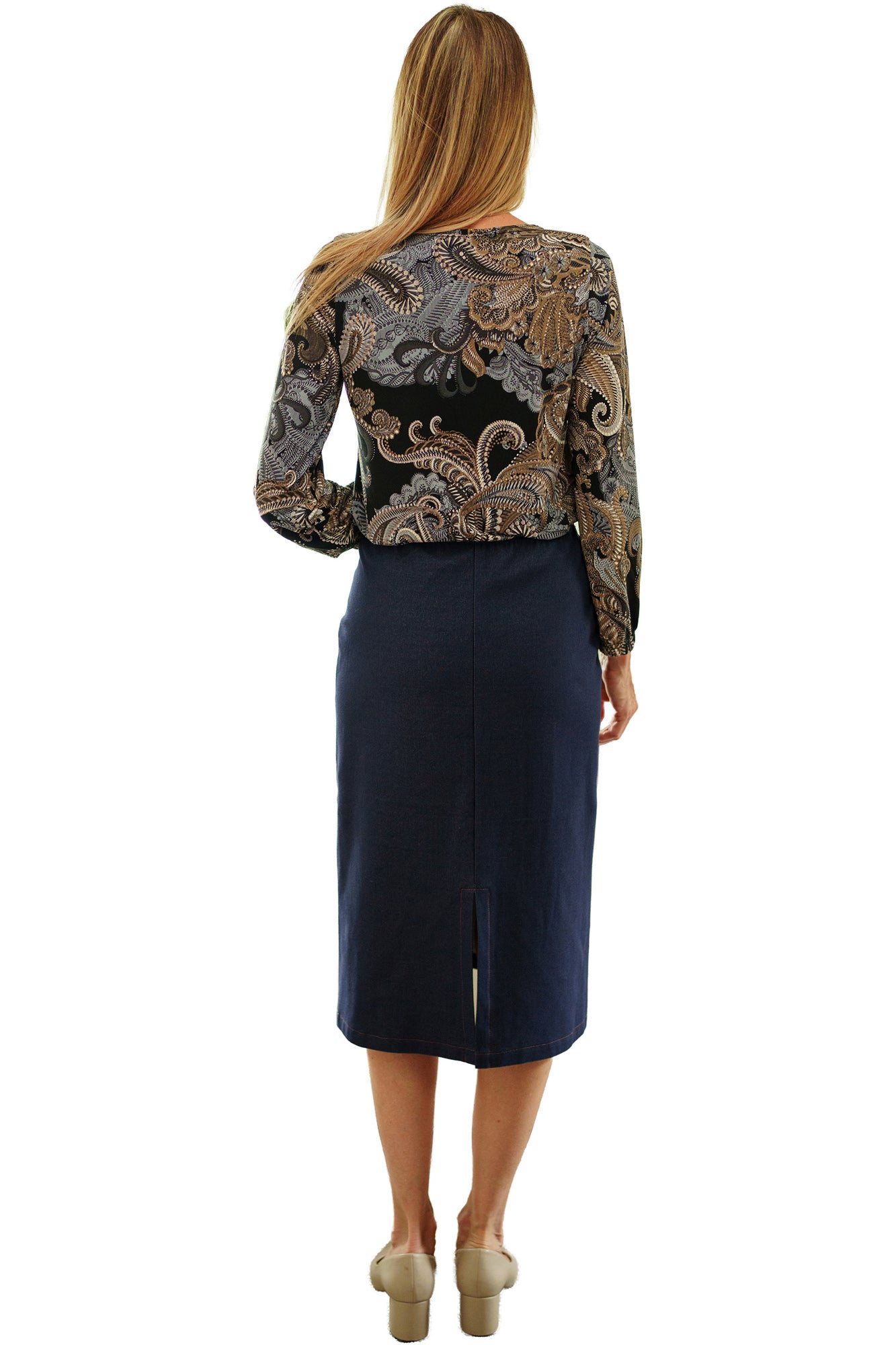 Rien ne se perd, tout se crée women's black paisley long sleeve T-Shirt with beige and gray print, back view