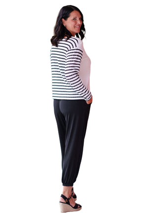 Pantalon 7/8 pour femme par Rien ne se perd, tout se crée | Piña Noir | Boutique Vvög, vêtements mode pour homme et femme