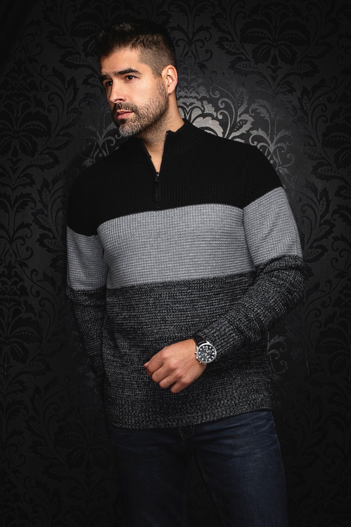 Chandail zip 1/4 en laine mérino pour homme par Au Noir | DALVIK Noir | Boutique Vvög, inventaire complet de la marque Au Noir