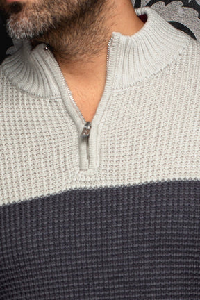 Chandail zip 1/4 en laine mérino pour homme par Au Noir | DALVIK Gris | Boutique Vvög, inventaire complet de la marque Au Noir