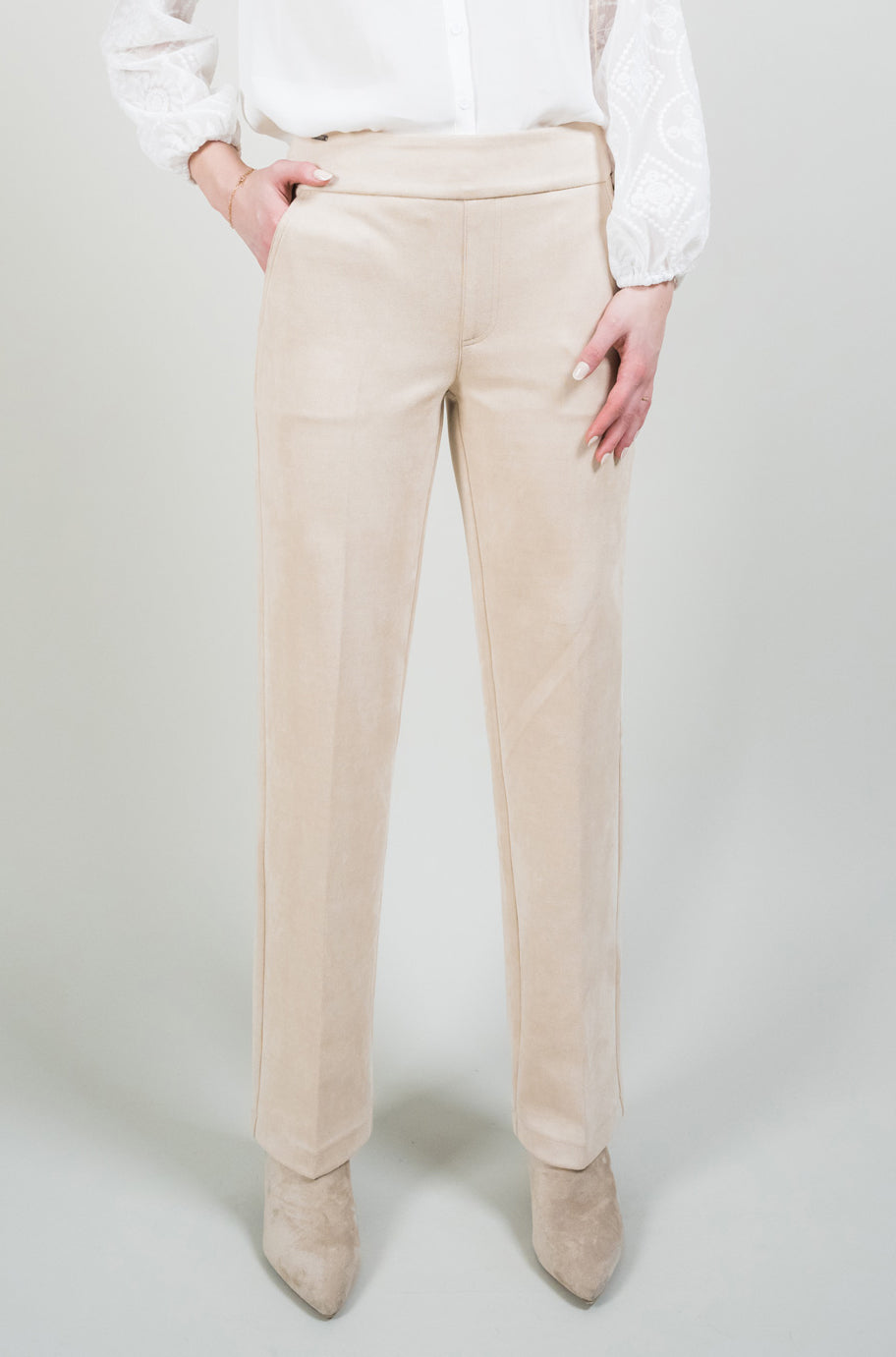 Pantalon pour femme par Lisette L | 1190 1114 Champagne | Boutique Vvög, vêtements mode pour homme et femme
