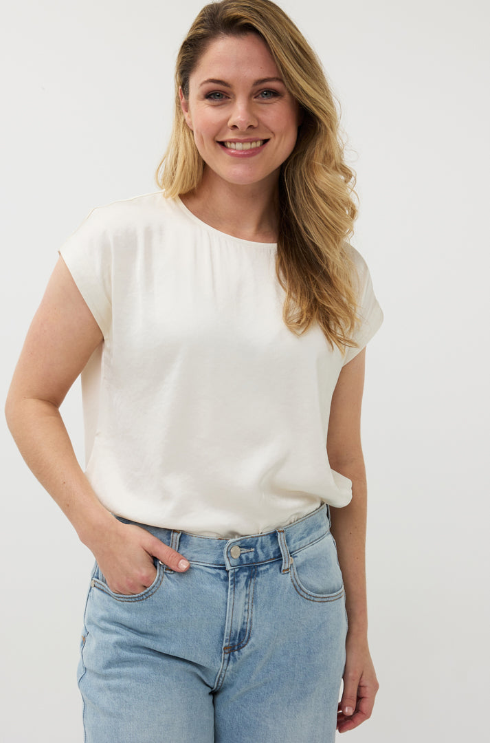 T-Shirt pour femme par Esqualo | SP2510030 Blanc Cassé | Boutique Vvög, vêtements mode pour homme et femme