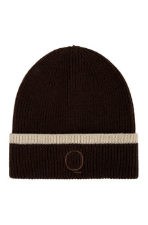 Tuque d’hiver côtelée brun foncé avec revers, bande crème et petit logo brodé devant, vue produit pour femme par Esqualo