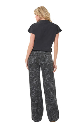 Esqualo women's gray leopard-print wide-leg jeans shown from the back with patch pockets and full-length hems