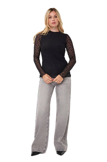 Blouse à manches longues noir, vue de face sur mannequin pour femme par Esqualo