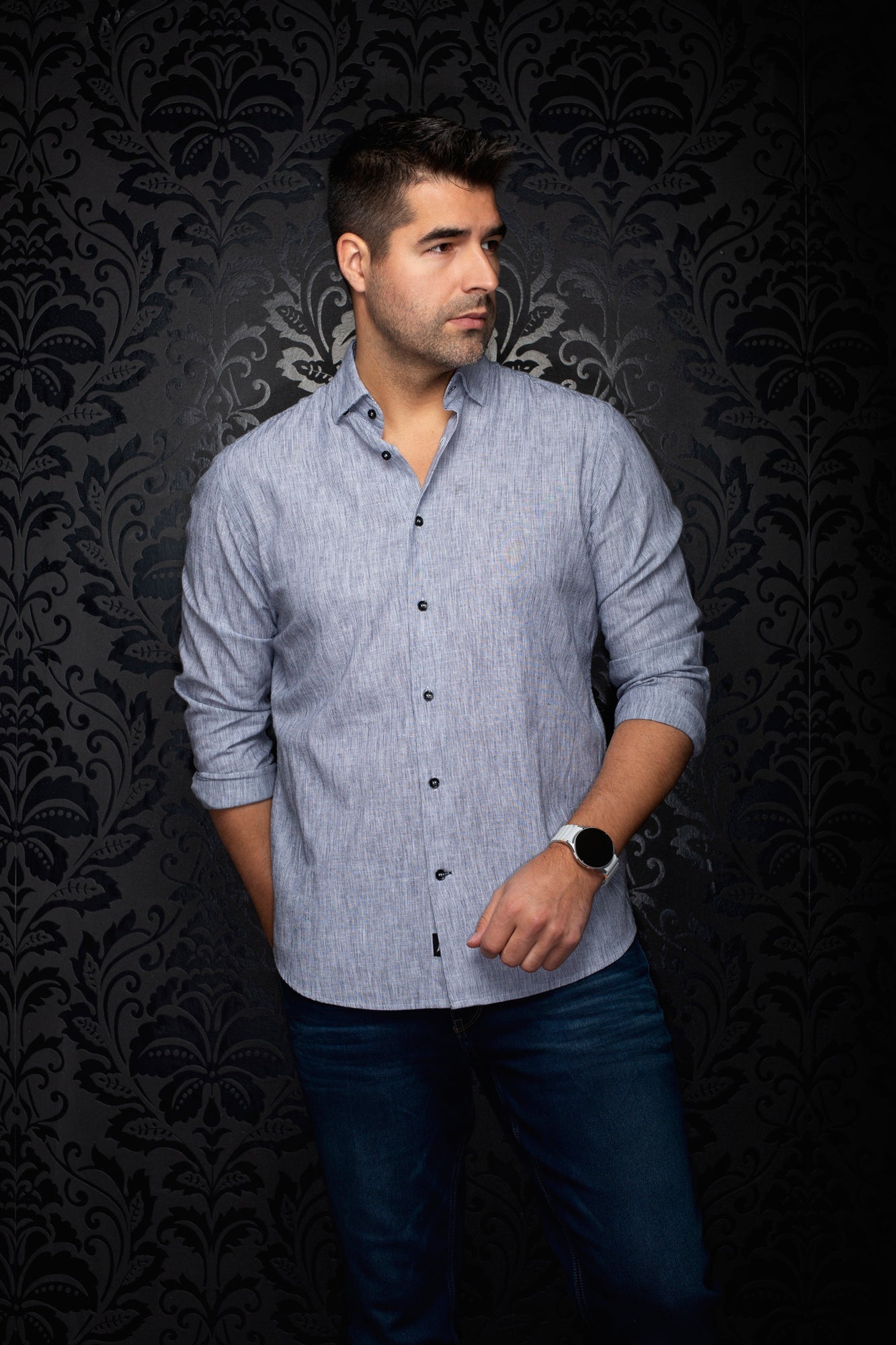 Chemise manches longues en lin pour homme par Au Noir | GERE Noir | Boutique Vvög, inventaire complet de la marque Au Noir