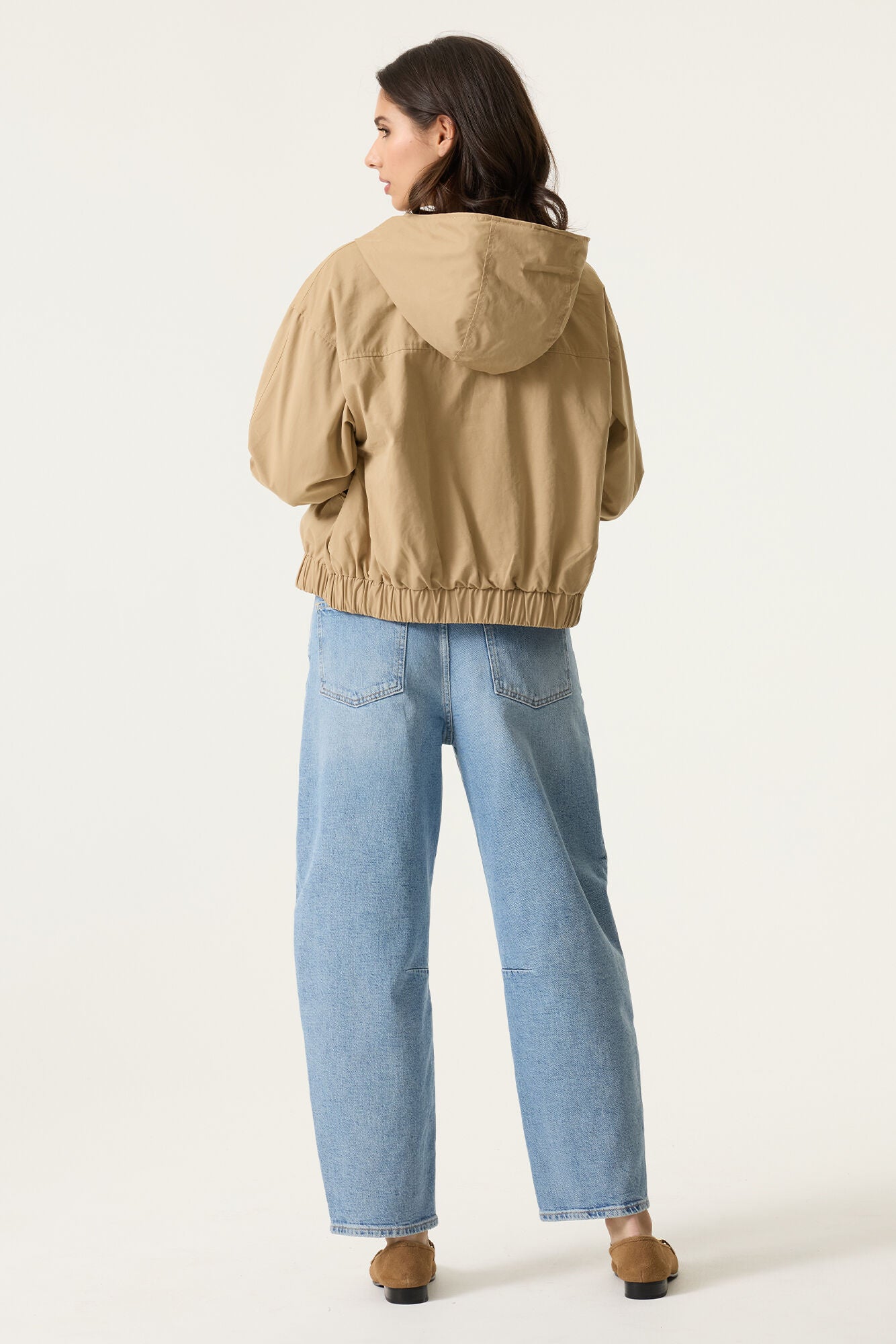 Coupe-vent mi-saison pour femme par Garcia | GJ2600205 Sable Beige | Boutique Vvög, vêtements mode pour homme et femme