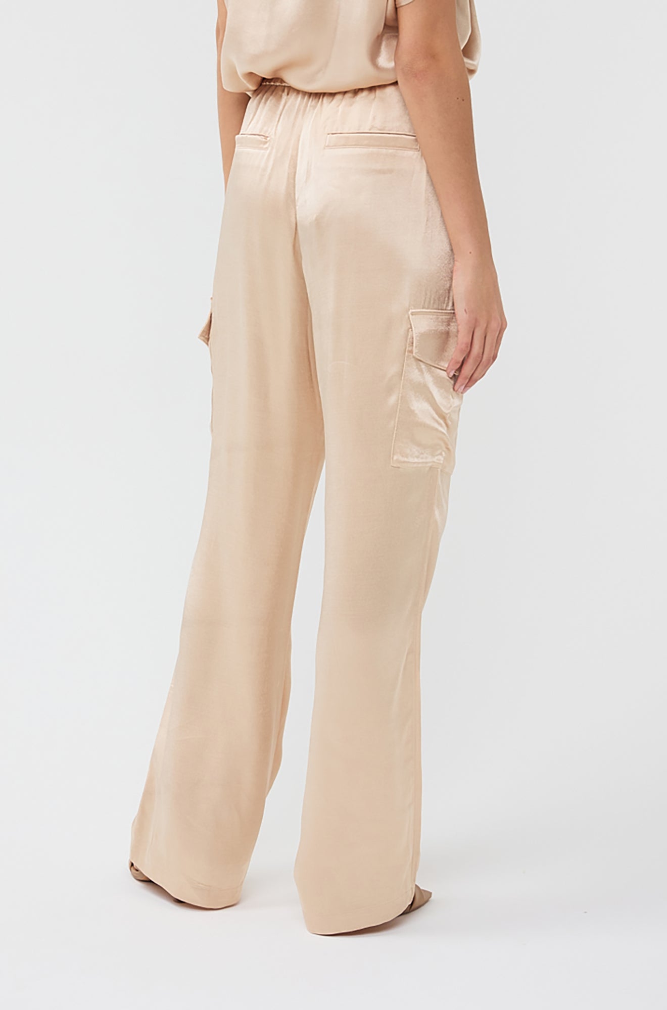 Pantalon pour femme par Esqualo | HS2410203 Or doux | Boutique Vvög, vêtements mode pour homme et femme