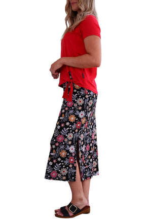 Jupe 7/8 pour femme par Rien ne se perd, tout se crée | Fiesta Marguerites Colorées | Boutique Vvög, vêtements mode pour homme et femme