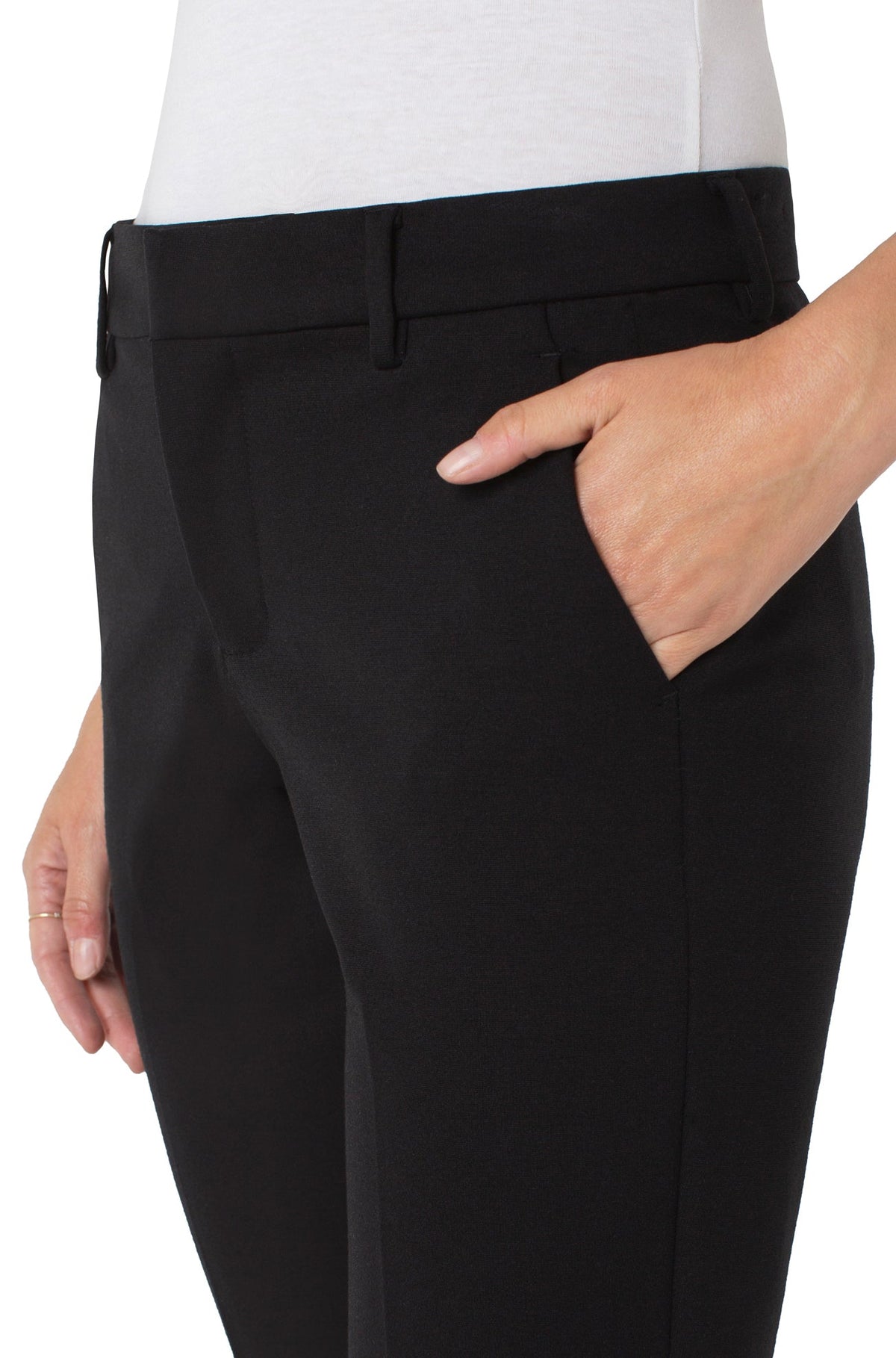 Pantalon pour femme par Liverpool | LM5084M42 Noir | Boutique Vvög, vêtements mode pour homme et femme