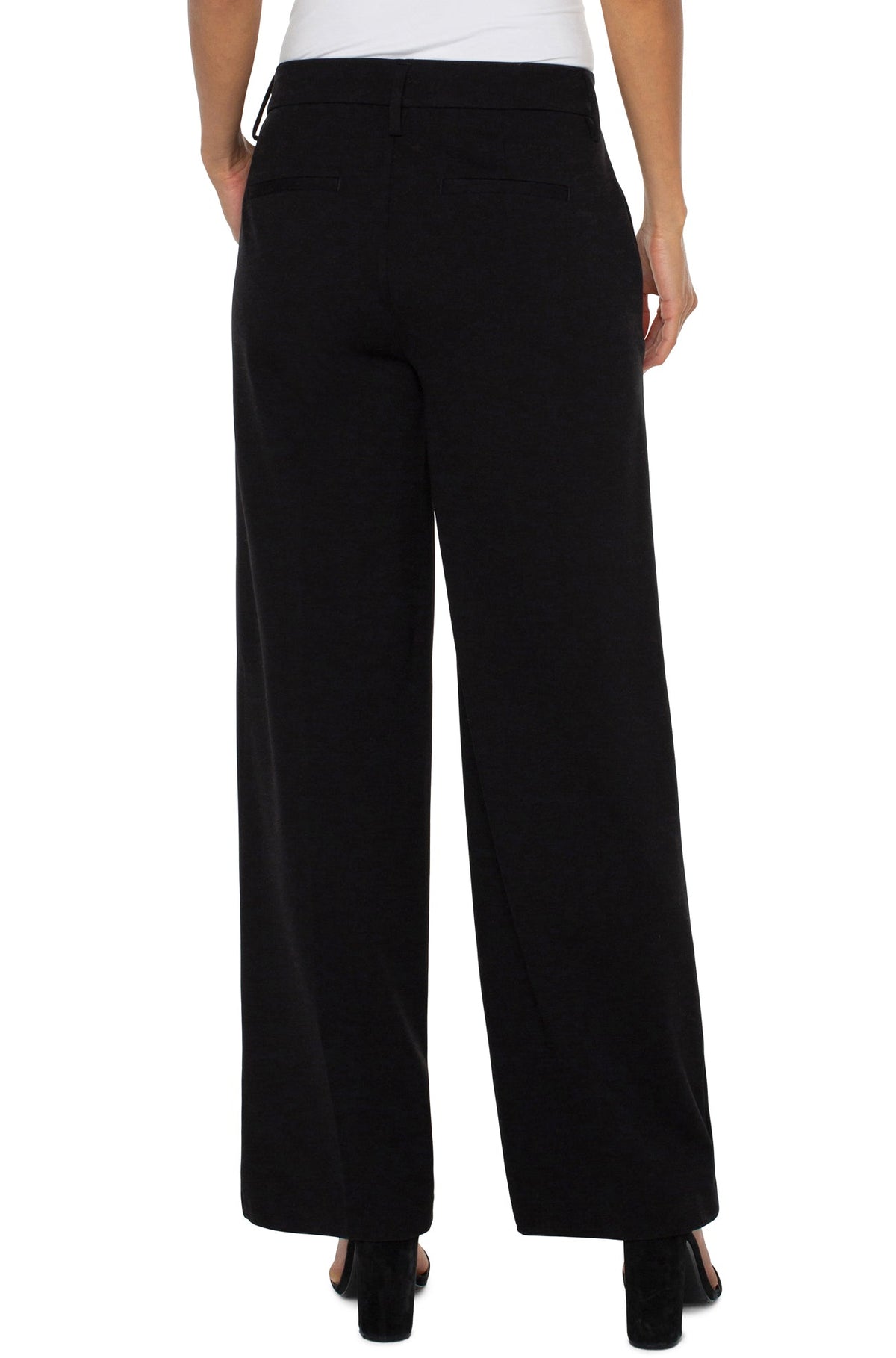 Pantalon pour femme par Liverpool | LM4654M42 Noir | Boutique Vvög, vêtements mode pour homme et femme
