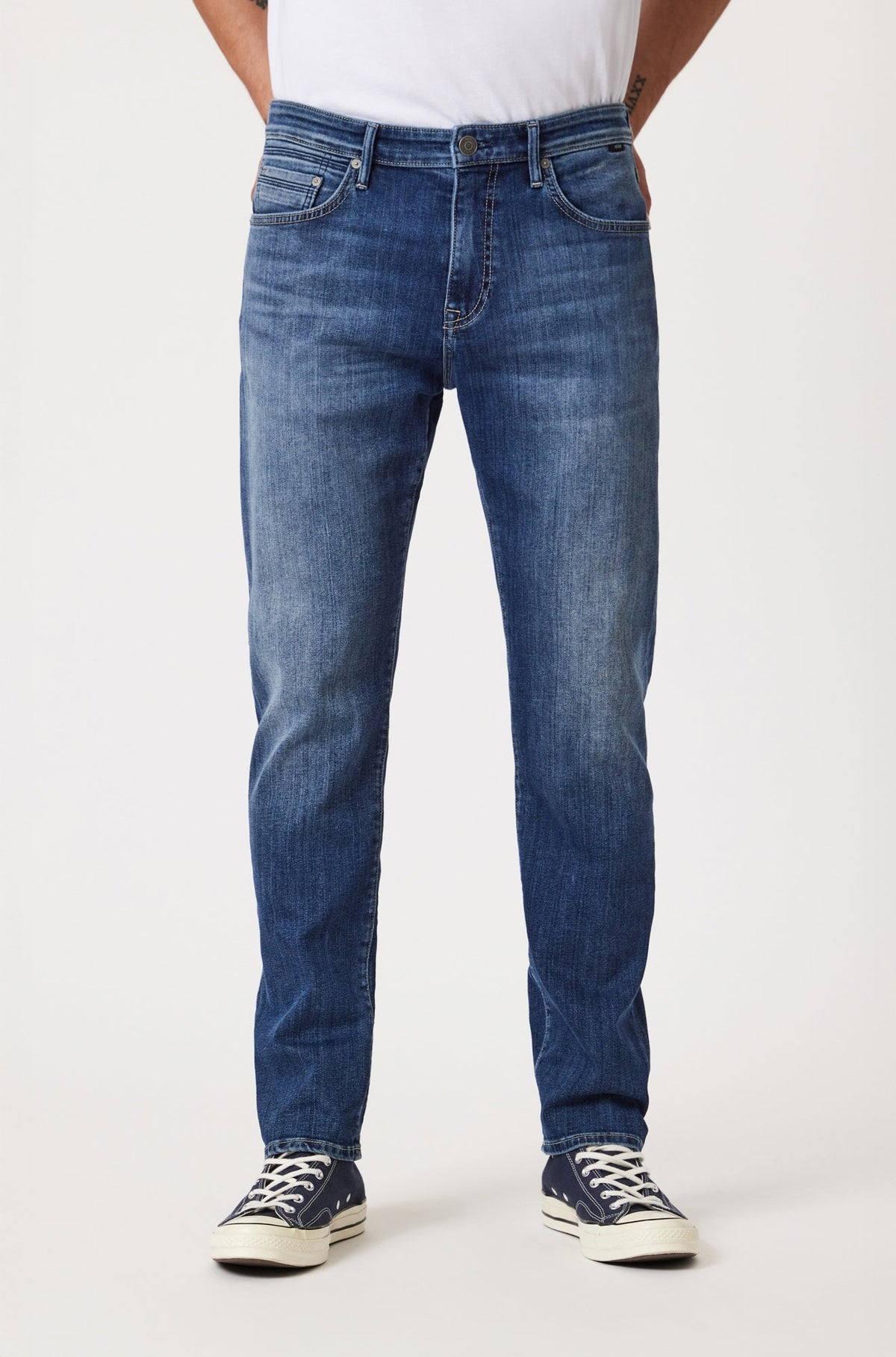 Jeans pour homme par Mavi Jeans | M0035188797 Marcus Williamsburg Foncé | Boutique Vvög, vêtements mode pour homme et femme
