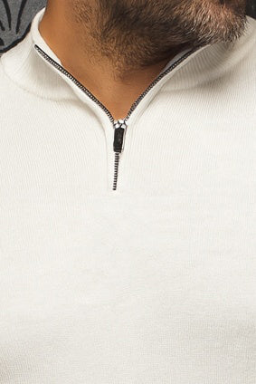 Chandail zip 1/4 en laine mérino pour homme par Au Noir | MESTA Crème | Boutique Vvög, inventaire complet de la marque Au Noir