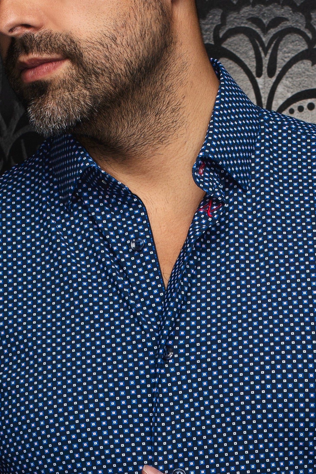 Chemise en nylon pour homme par Au Noir | NICOLAS CUBE Bleu Marine | Boutique Vvög, inventaire complet de la marque Au Noir