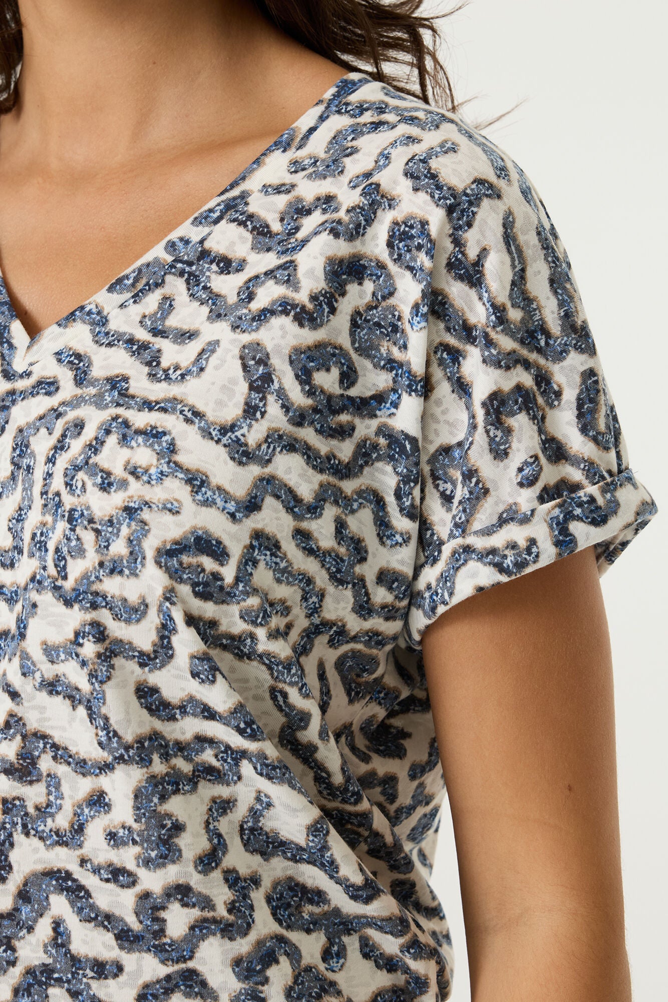 T-Shirt pour femme par Garcia | O260002 Cobalt Estival | Boutique Vvög, vêtements mode pour homme et femme