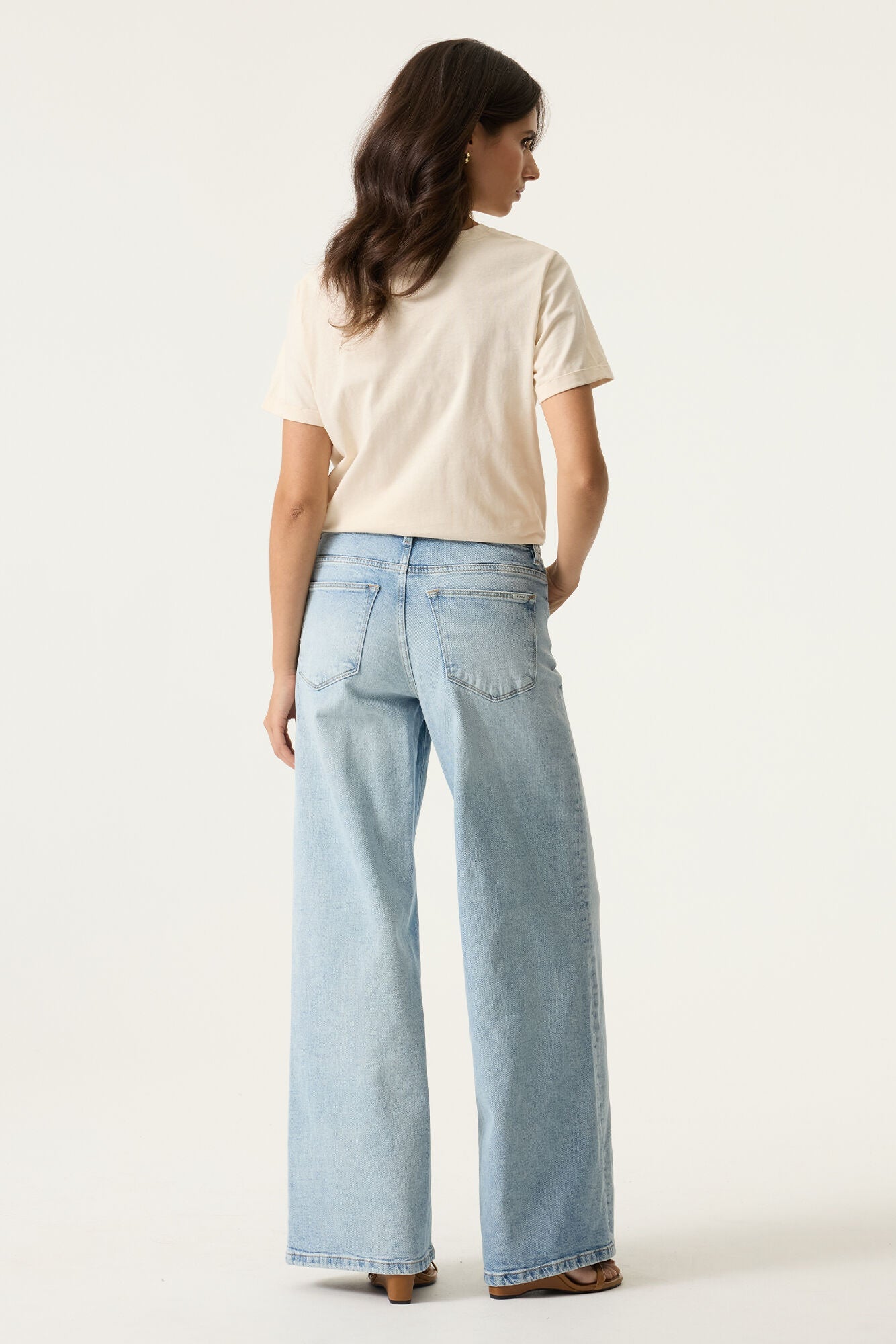 T-Shirt pour femme par Garcia | O260006 Blanc Écume | Boutique Vvög, vêtements mode pour homme et femme