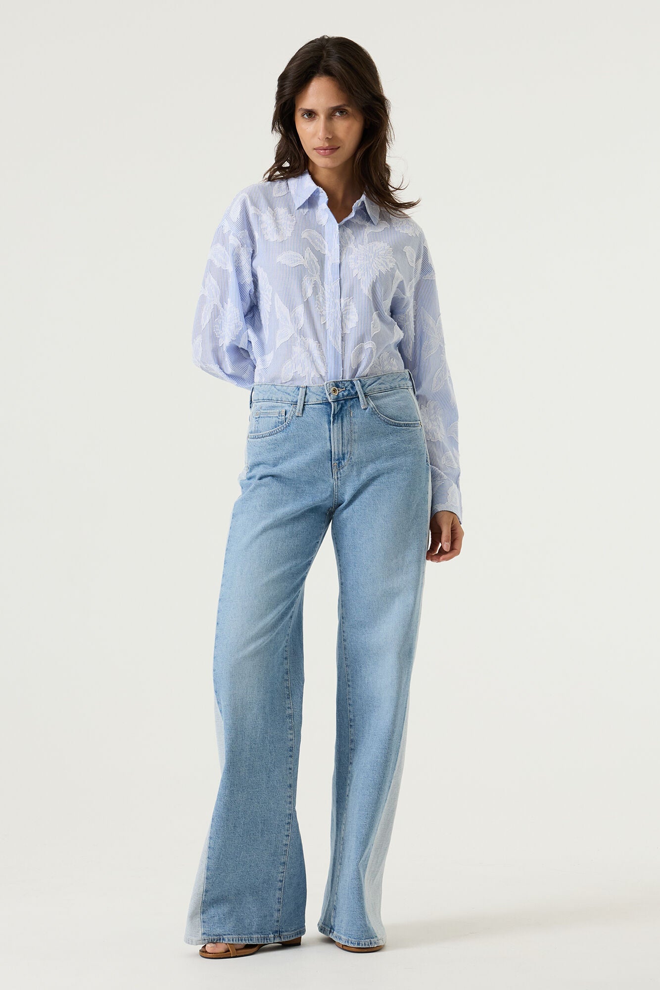 Blouse pour femme par Garcia | O260022 Bleuet | Boutique Vvög, vêtements mode pour homme et femme