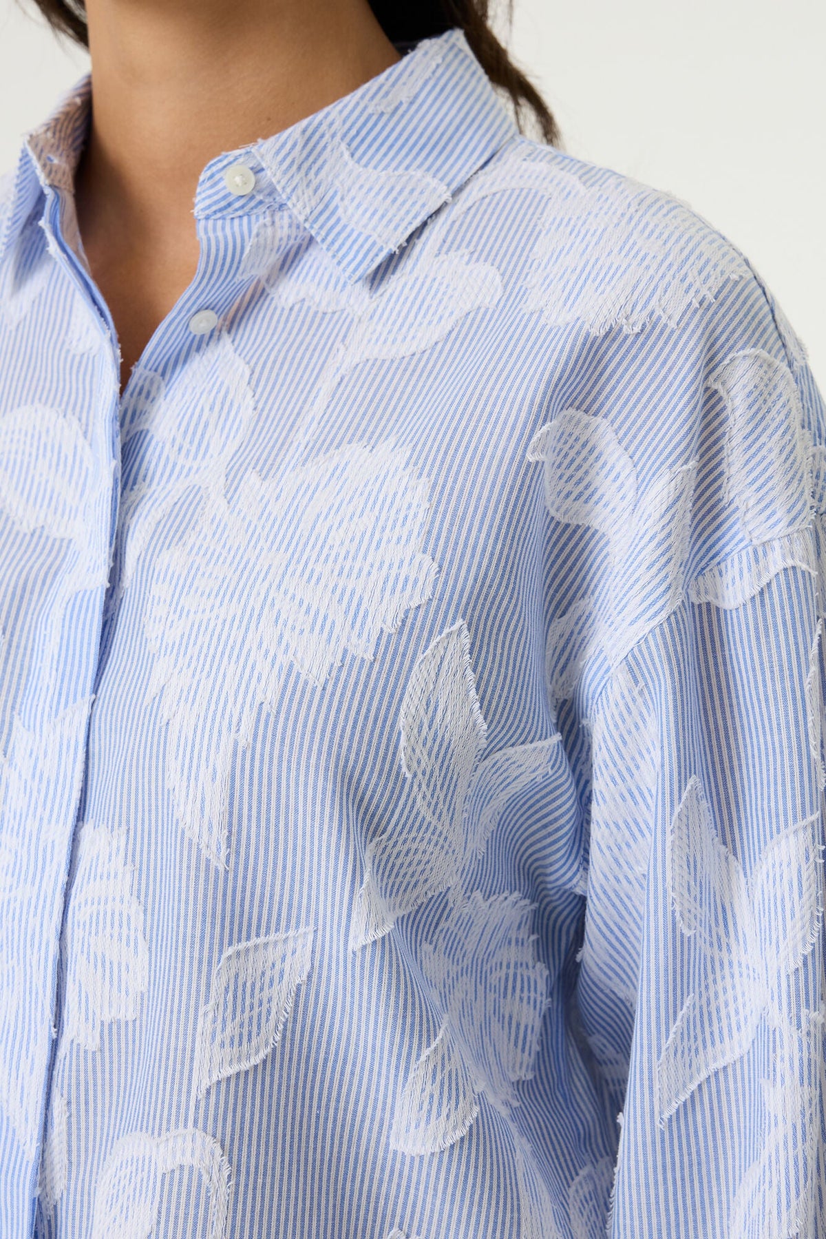 Blouse pour femme par Garcia | O260022 Bleuet | Boutique Vvög, vêtements mode pour homme et femme