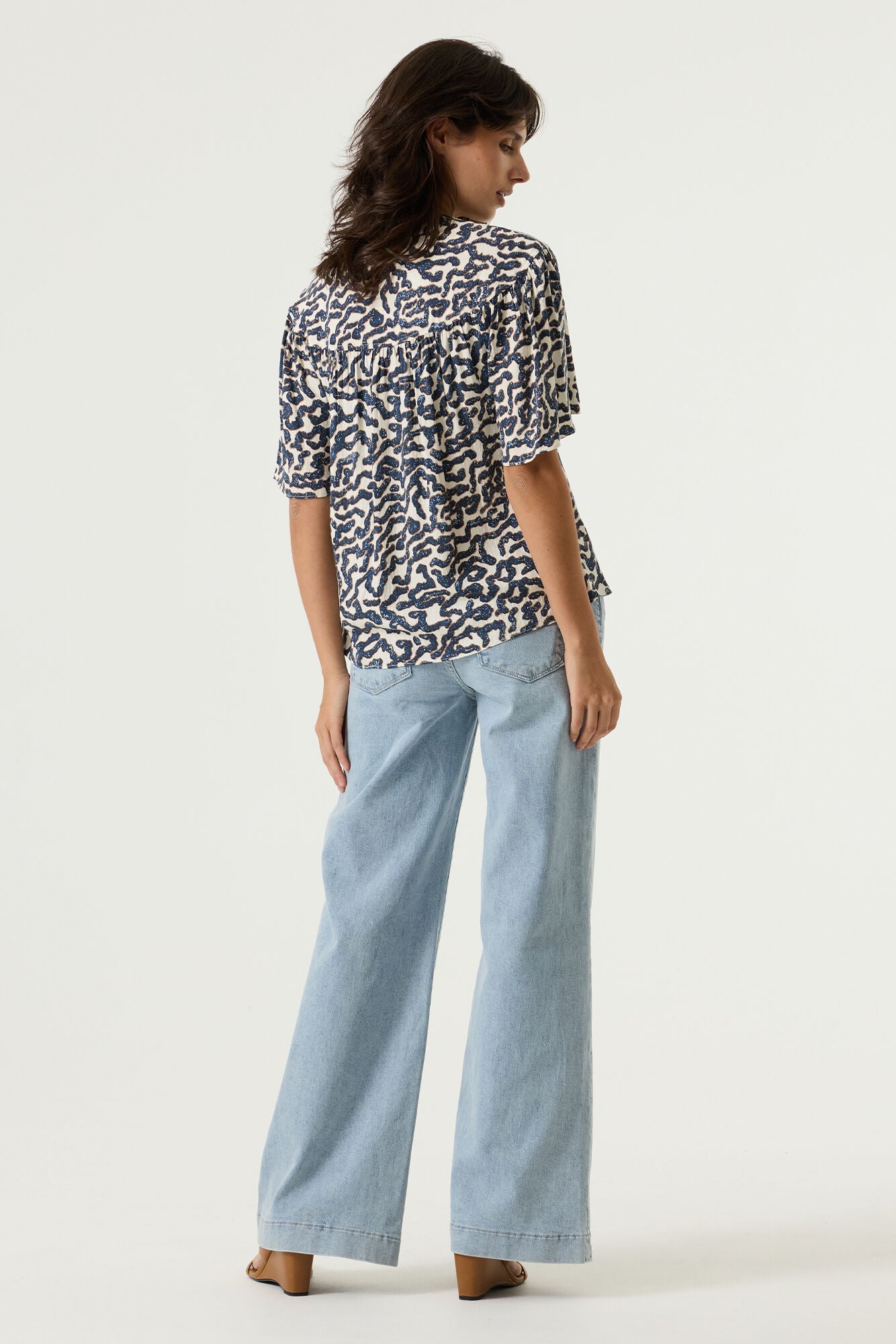 Blouse pour femme par Garcia | O260032 Blanc Cassé | Boutique Vvög, vêtements mode pour homme et femme