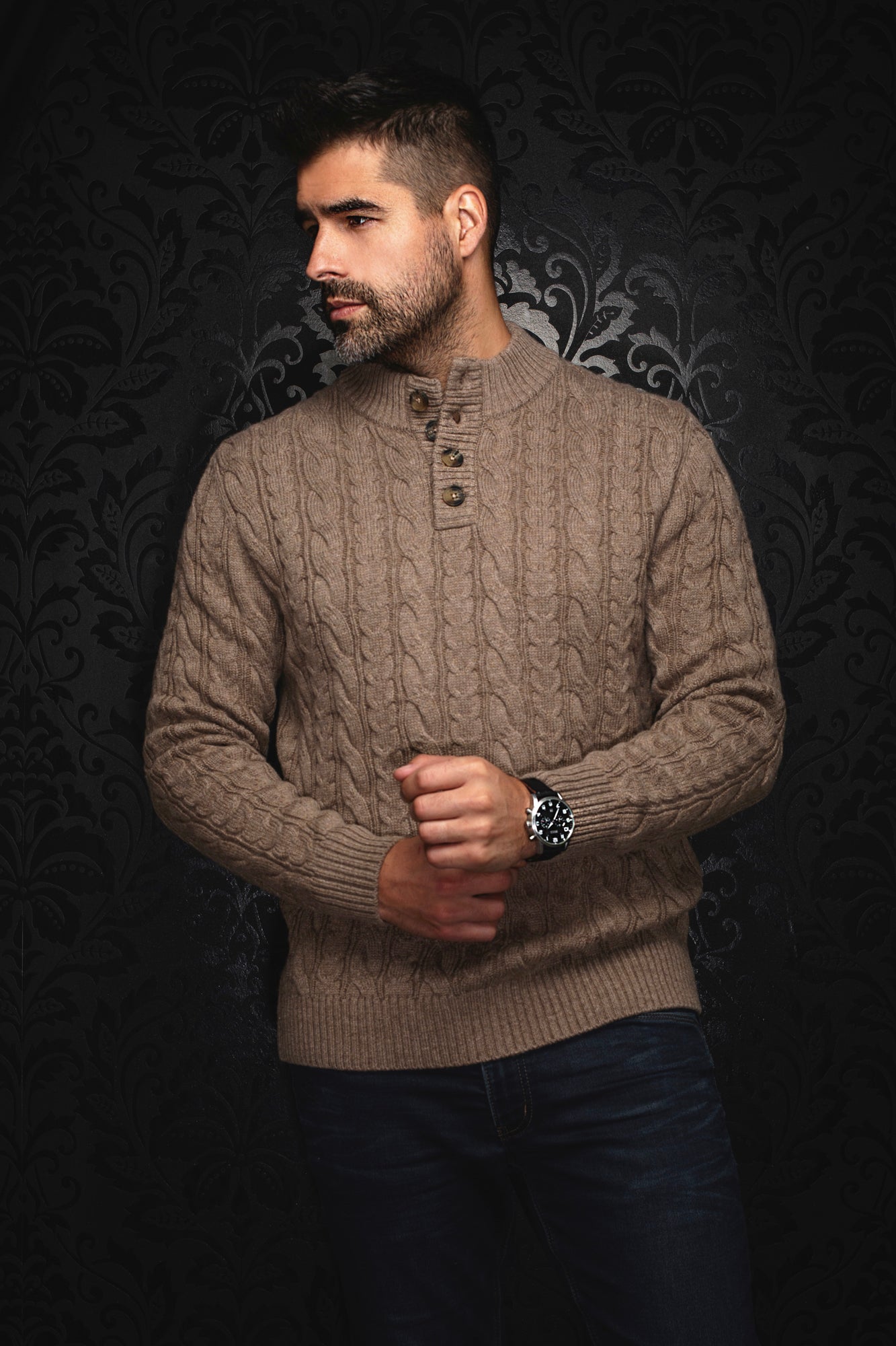 Chandail laine mérino à col boutonné pour homme par Au Noir | OSLO Taupe | Boutique Vvög, inventaire complet de la marque Au Noir