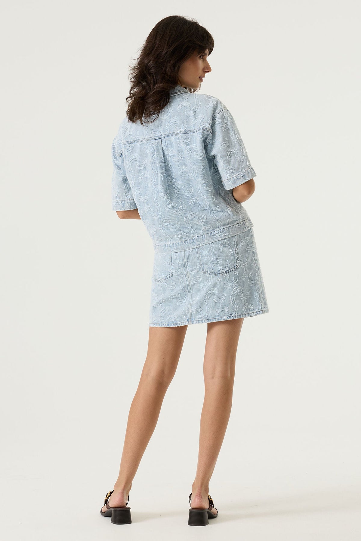 Jupe pour femme par Garcia | P260320 Délavage Clair | Boutique Vvög, vêtements mode pour homme et femme