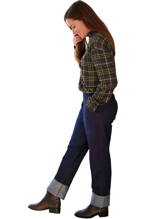 Rien ne se perd, tout se crée women's dark indigo pants with front pocket and contrast stitching, side view