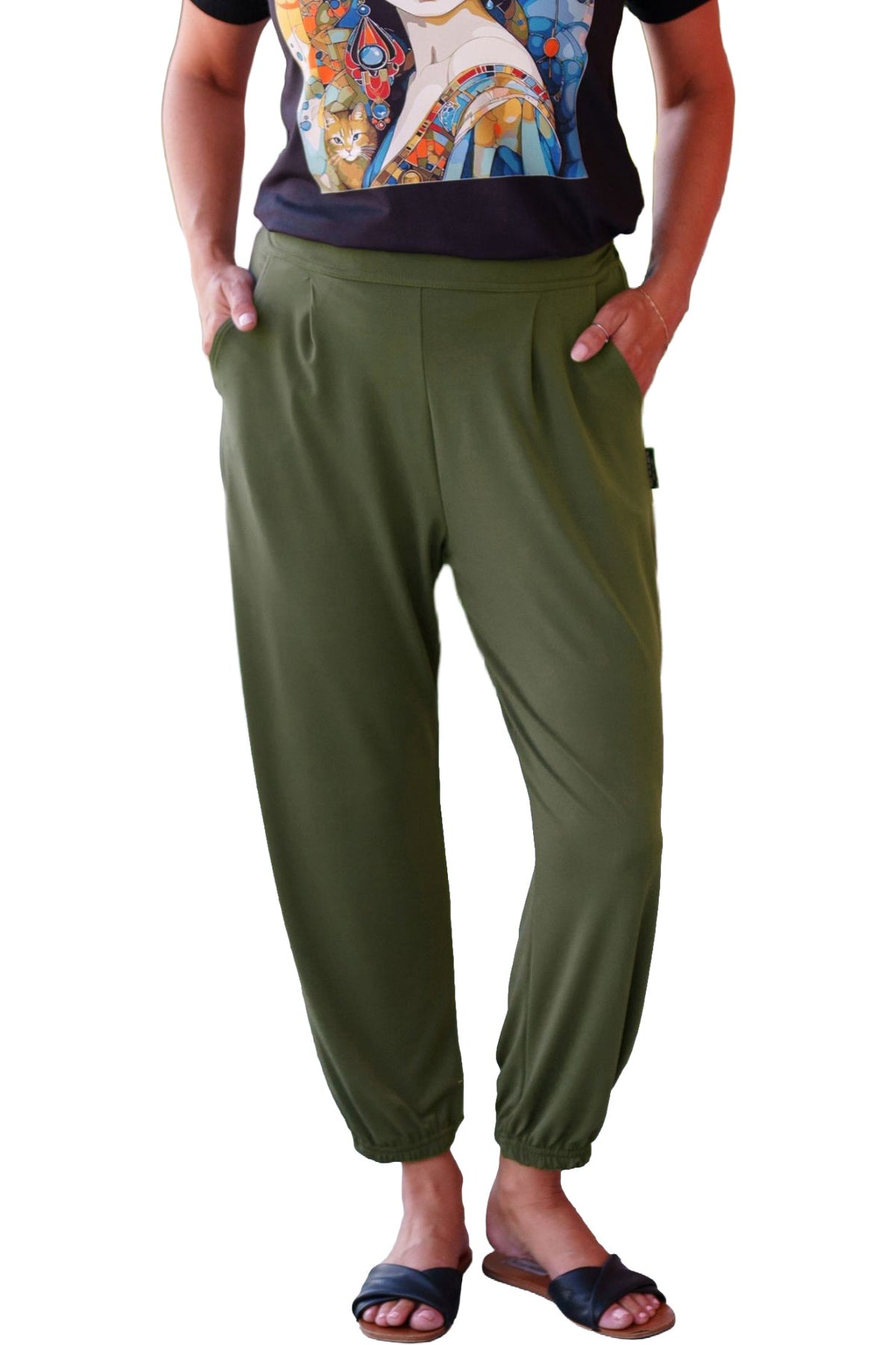 Pantalon 7/8 pour femme par Rien ne se perd, tout se crée | Piña Mousse | Boutique Vvög, vêtements mode pour homme et femme