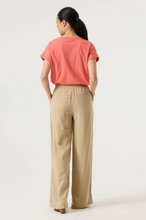T-Shirt pour femme par Garcia | Q260001 Éclat corail | Boutique Vvög, vêtements mode pour homme et femme