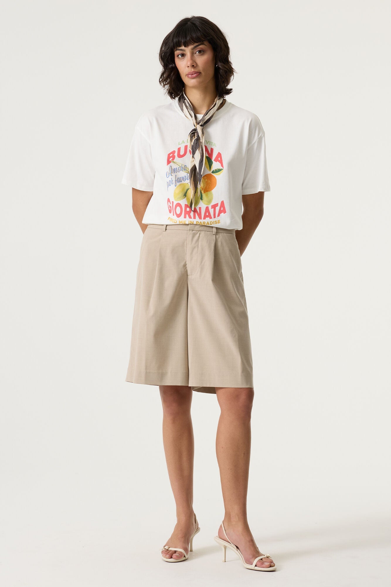T-Shirt pour femme par Garcia | Q260005 Blanc cassé | Boutique Vvög, vêtements mode pour homme et femme