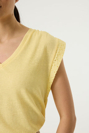 T-Shirt pour femme par Garcia | Q260007 Citron luxuriant | Boutique Vvög, vêtements mode pour homme et femme
