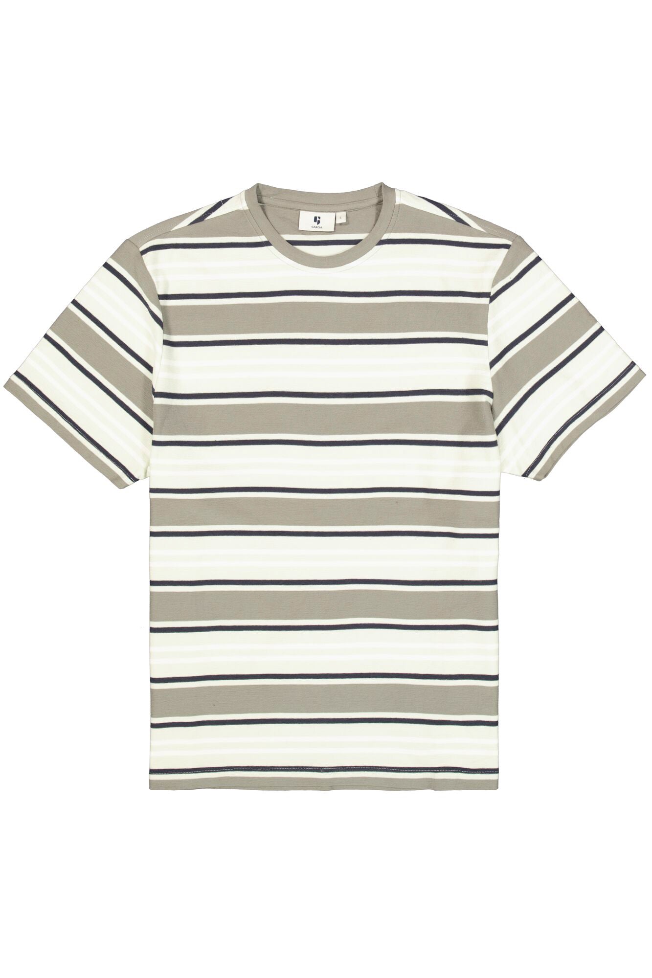T-Shirt à rayures sauge, crème et marine, vue de face avec col rond côtelé pour homme par Garcia