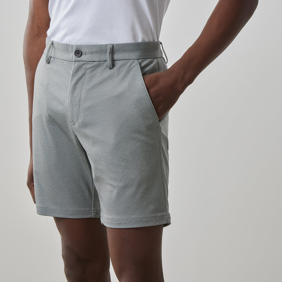 Short décontracté pour homme par Robert Barakett | RB11057 Lomita Mousse Poussiéreuse | Boutique Vvög, vêtements mode pour homme et femme