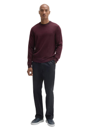 Robert Barakett men's full front outfit view featuring a burgundy crew neck long-sleeve sweater with ribbed hem and cuffs