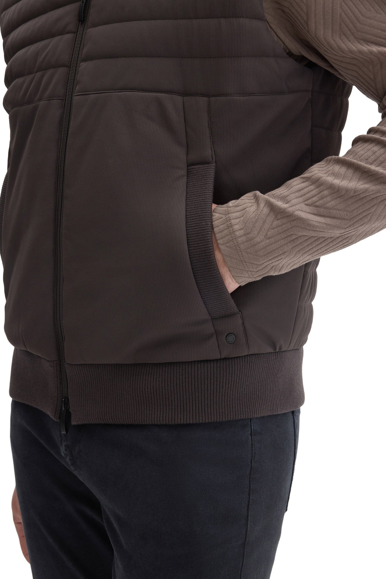 Robert Barakett men's pocket detail on dark taupe quilted vest with rib-knit trim and front zipper