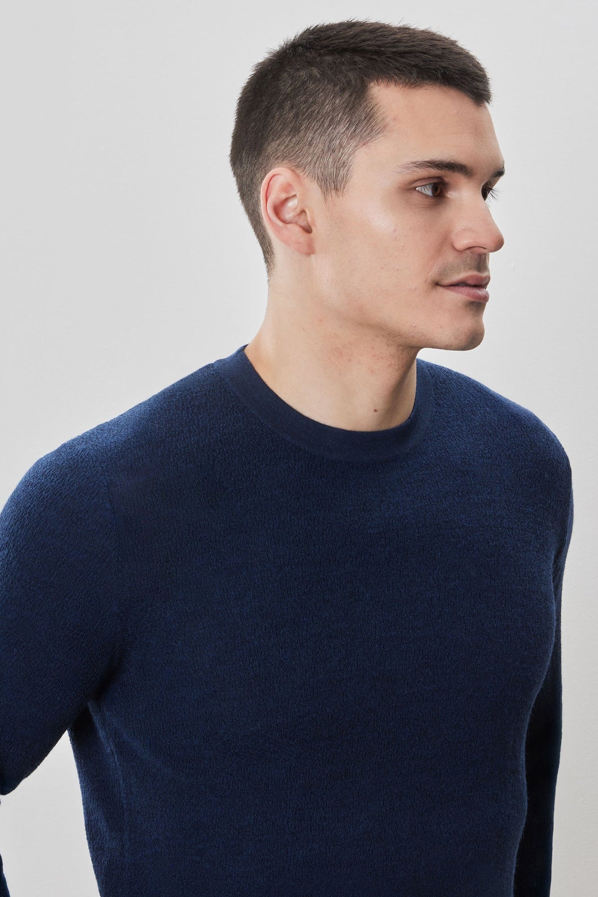 Chandail à manches longues col rond pour homme par Robert Barakett | Watertown RB41569 Bleu Foncé | Boutique Vvög, vêtements mode pour homme et femme