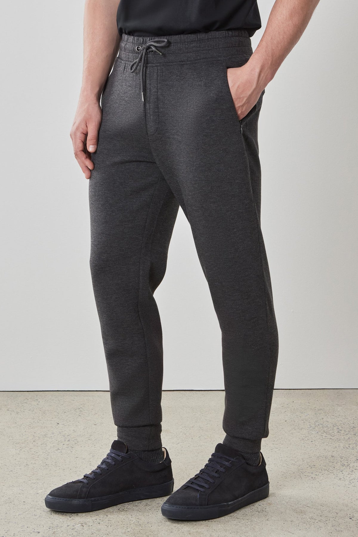 Pantalon jogging pour homme par Robert Barakett | Croydon RB41571 CHARCL | Boutique Vvög, vêtements mode pour homme et femme