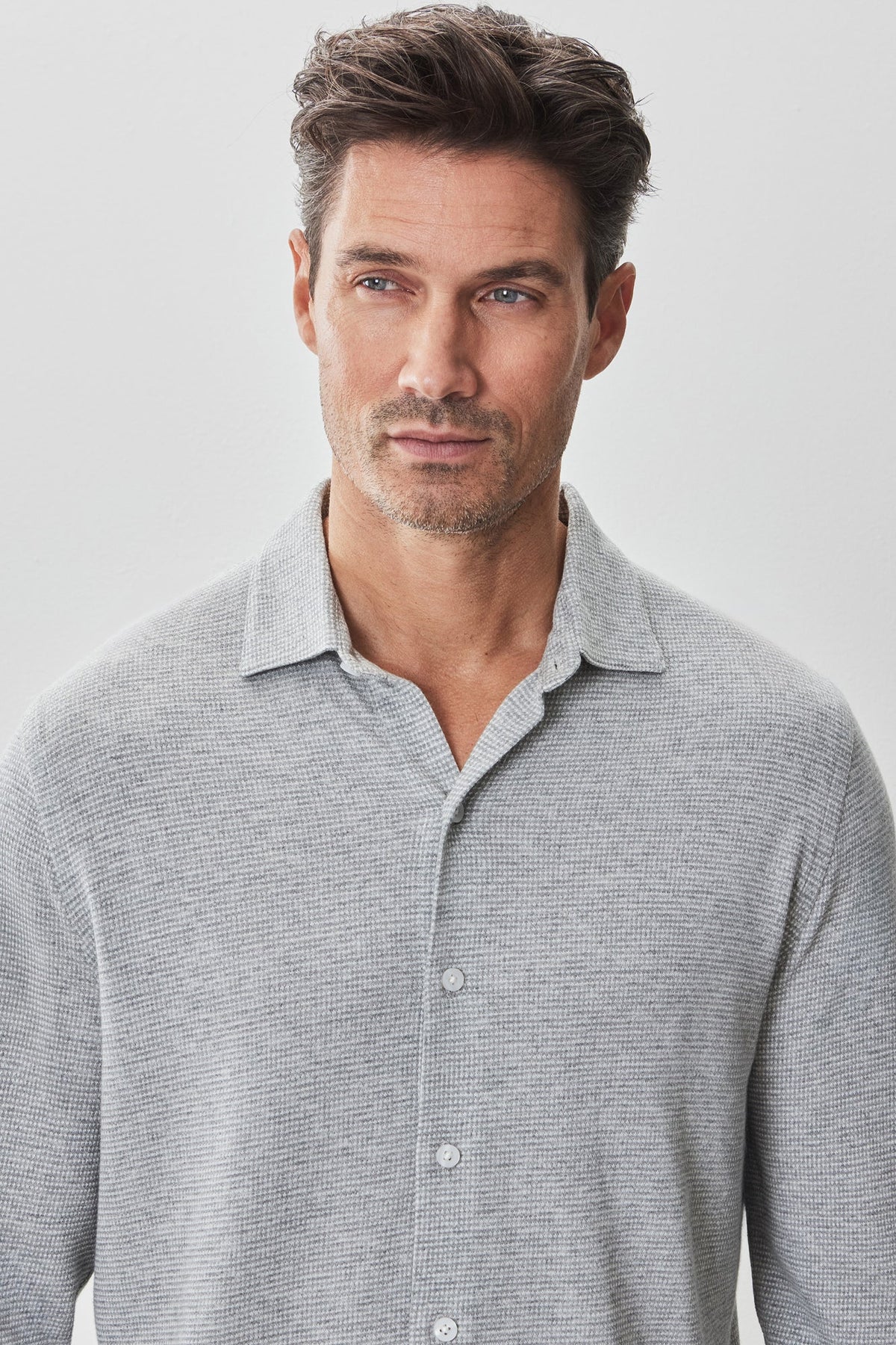 Chemise en tricot à manches courtes pour homme par Robert Barakett | RB51070 Dobston Gris Clair | Boutique Vvög, vêtements mode pour homme et femme