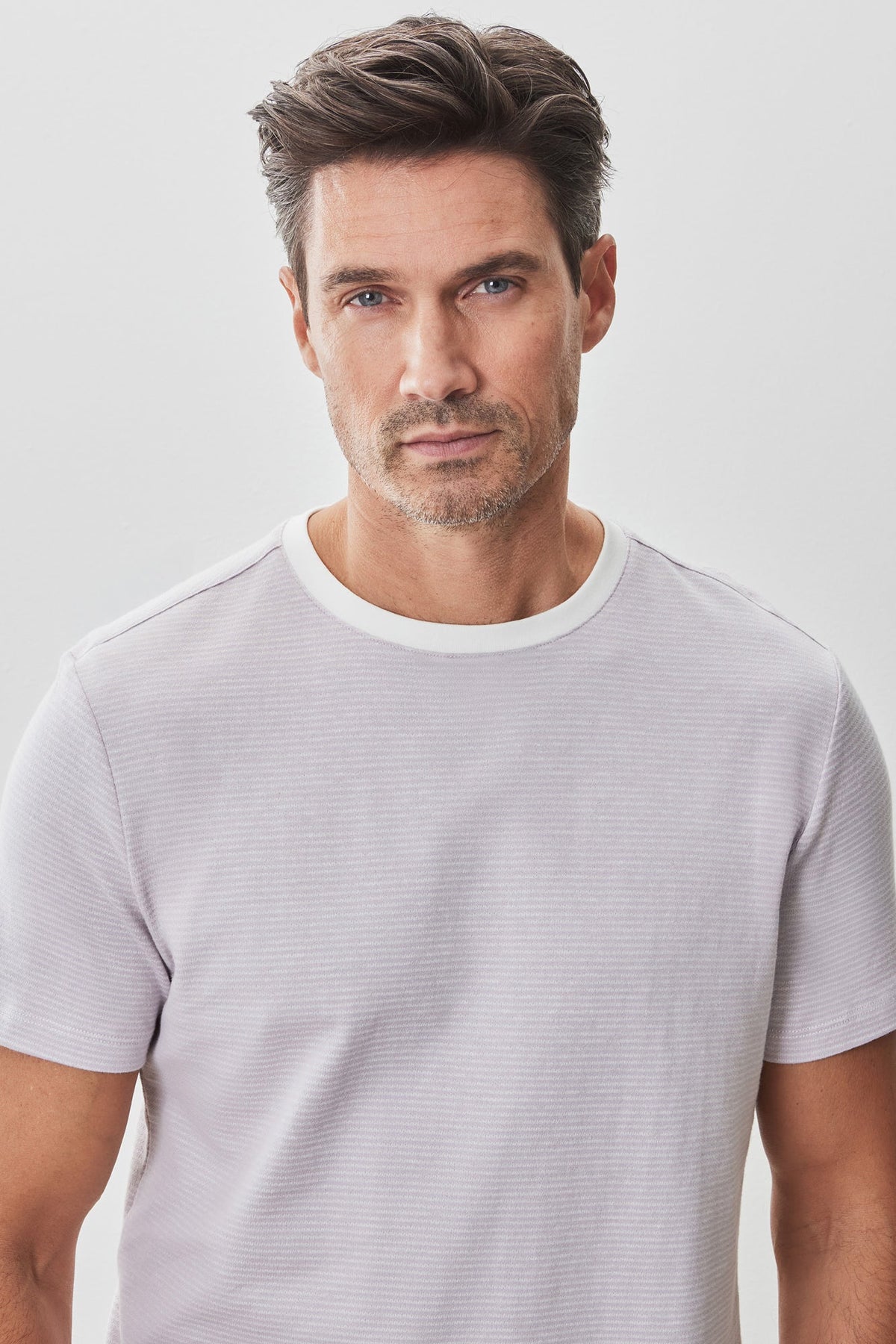 T-shirt col rond pour homme par Robert Barakett | RB51126 Fitch Lavande | Boutique Vvög, vêtements mode pour homme et femme