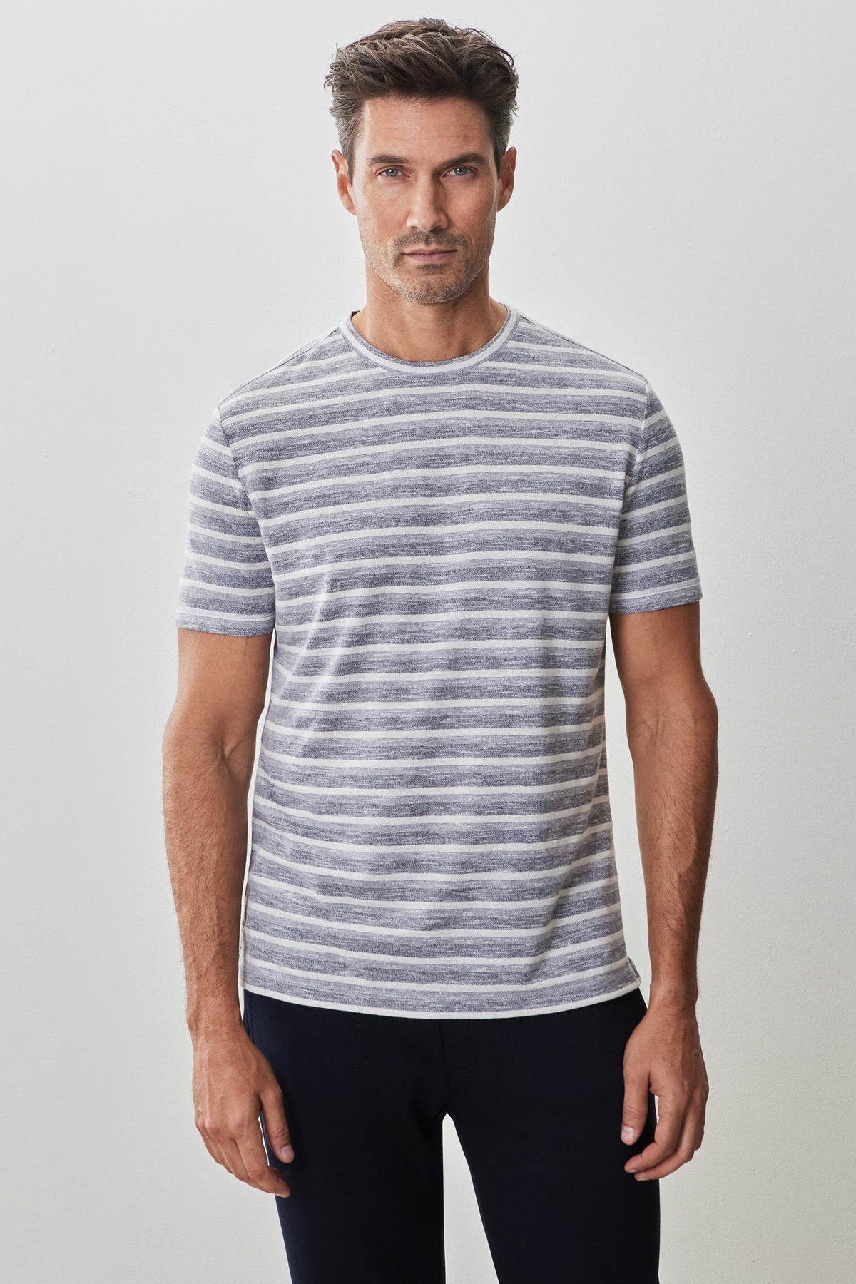 T-shirt col rond pour homme par Robert Barakett | RB51128 Hockney Bleu | Boutique Vvög, vêtements mode pour homme et femme