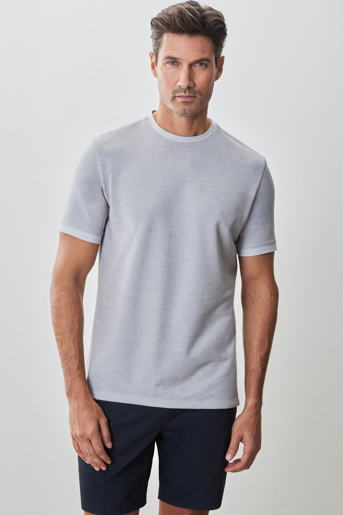 T-Shirt col rond pour homme par Robert Barakett | RB51129 Marsh Gris Clair | Boutique Vvög, vêtements mode pour homme et femme