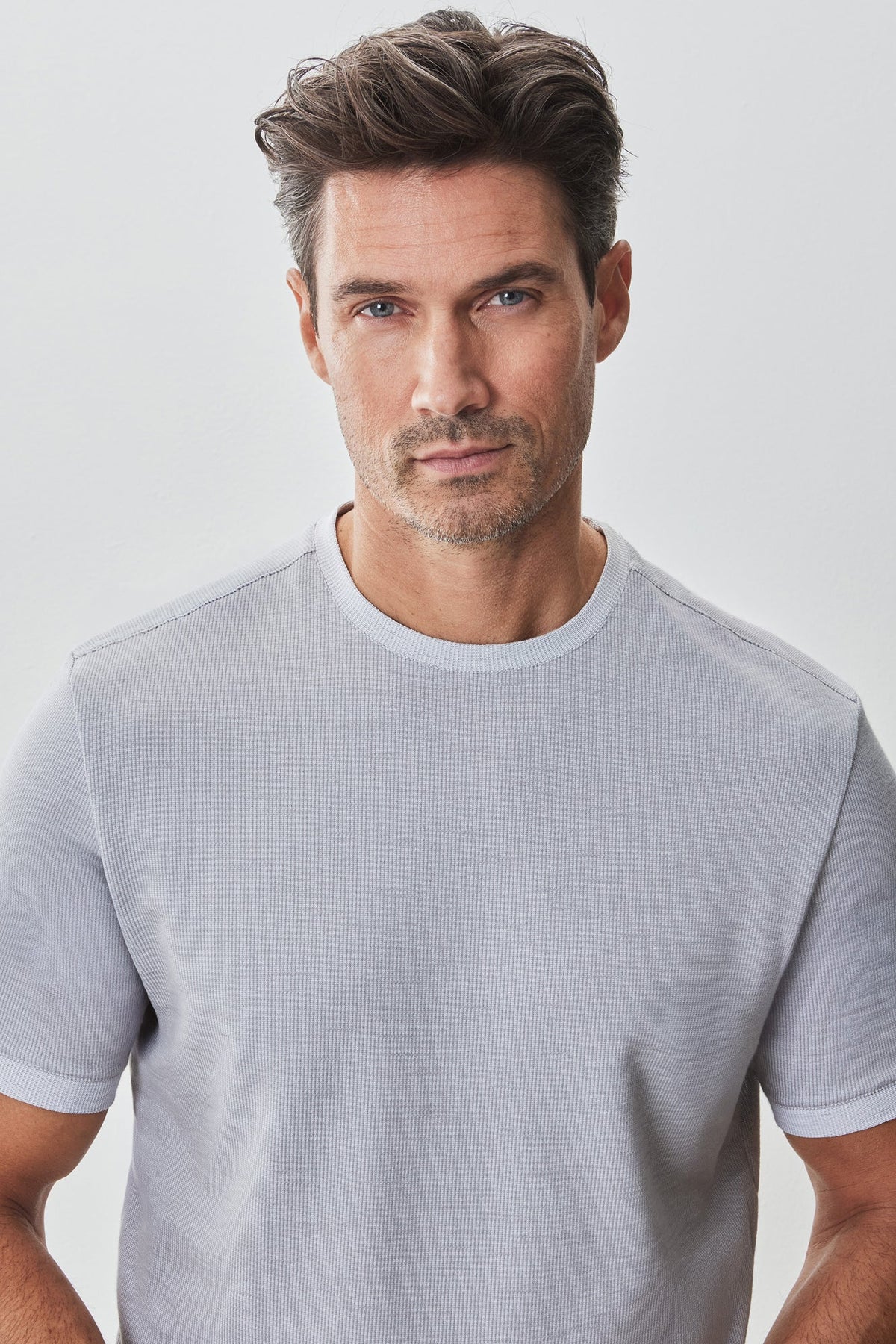 T-Shirt col rond pour homme par Robert Barakett | RB51129 Marsh Gris Clair | Boutique Vvög, vêtements mode pour homme et femme
