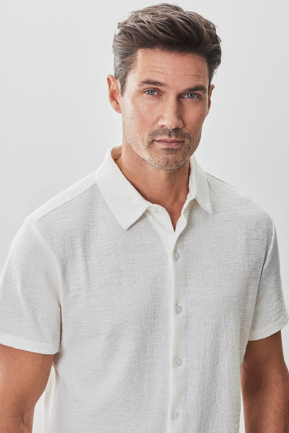 Chemise manches courtes en Knit pour homme par Robert Barakett | RB51155 Newman Blanc | Boutique Vvög, vêtements mode pour homme et femme