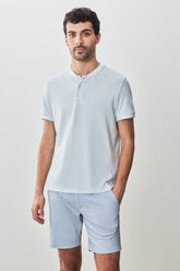 Pull Henley pour homme par Robert Barakett | RB51166 Tessio Bleu Clair | Boutique Vvög, vêtements mode pour homme et femme
