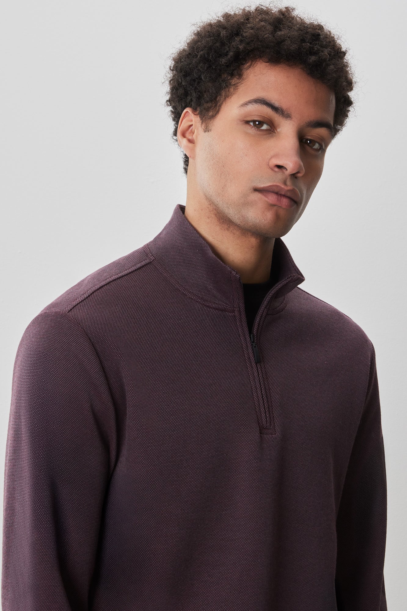 Chandail avec poches passepoilées doubles pour homme par Robert Barakett | Yorgos RB52187 Rouge | Boutique Vvög, vêtements mode pour homme et femme