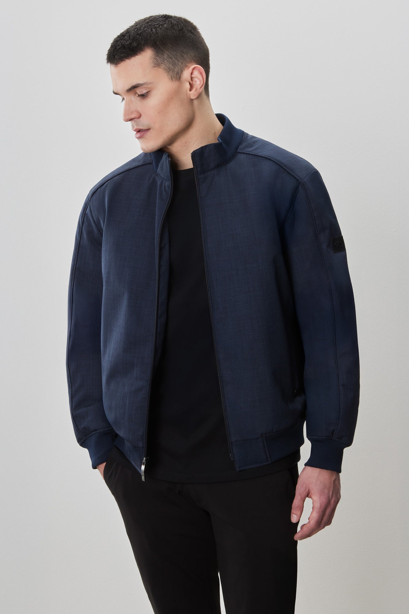 Coupe-vent mi-saison pour homme par Robert Barakett | RB52229 Cegio Marine | Boutique Vvög, vêtements mode pour homme et femme