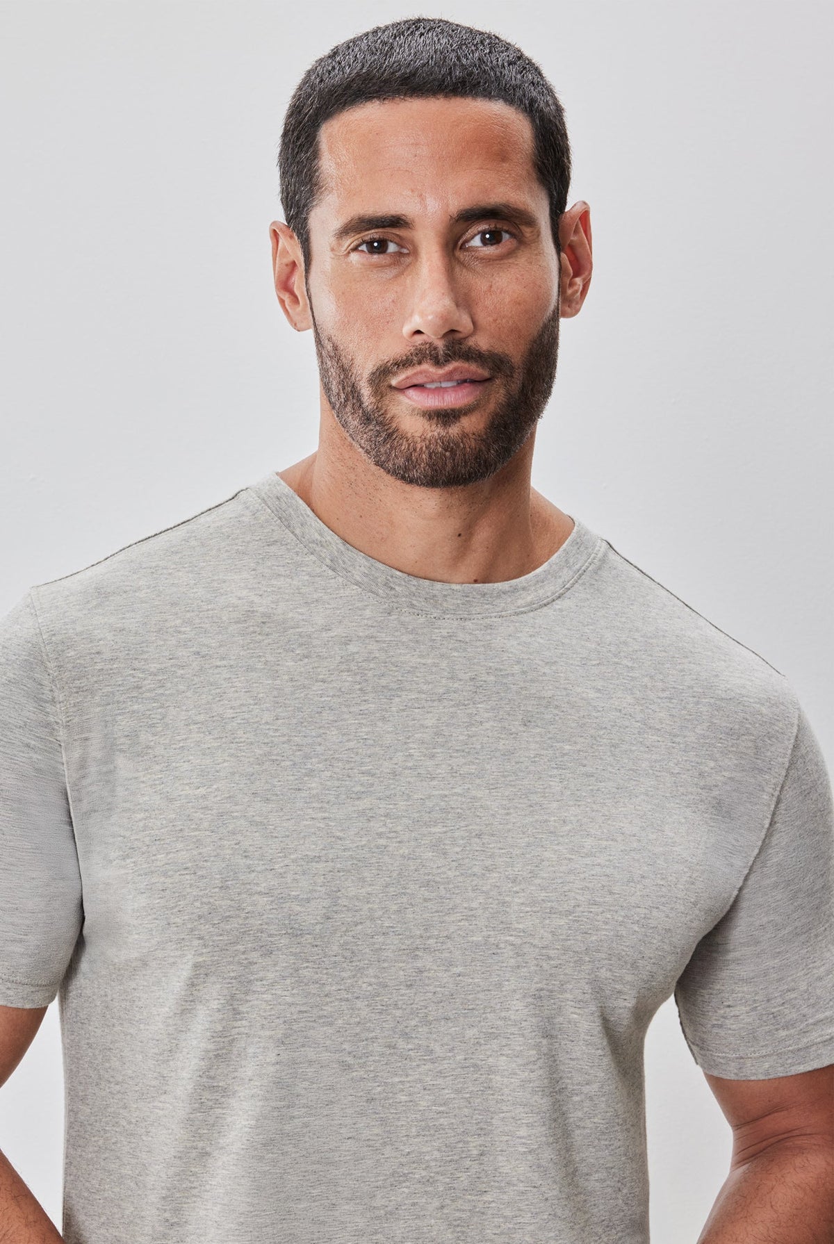 T-Shirt à manches courtes col rond pour homme par Robert Barakett | Colson RB52320 Avoine | Boutique Vvög, vêtements mode pour homme et femme