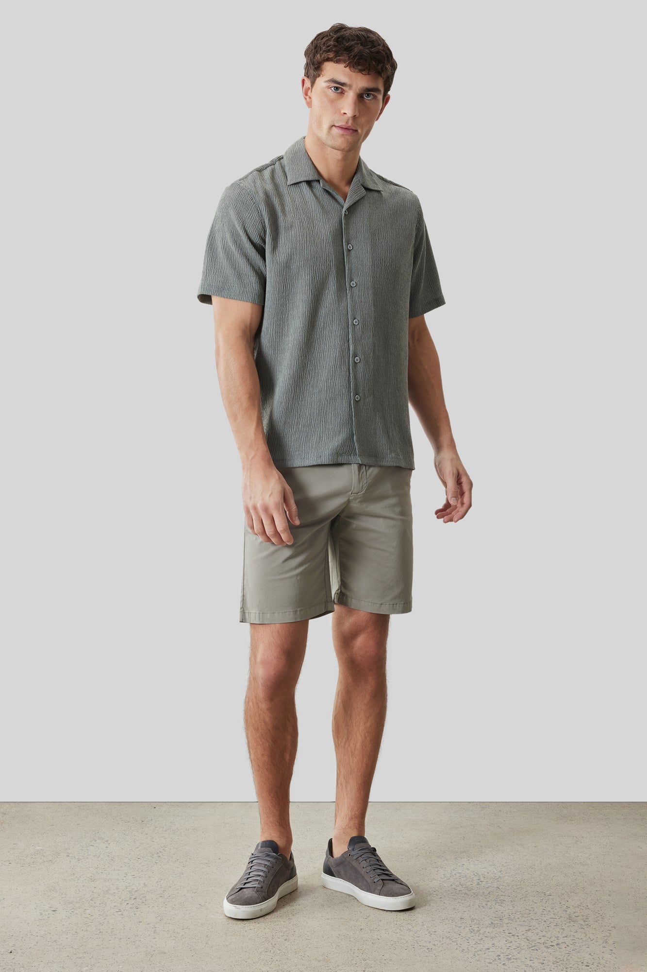 Chemise col resort pour homme par Robert Barakett | RB61176 Kaezor Olive Crépuscule | Boutique Vvög, vêtements mode pour homme et femme
